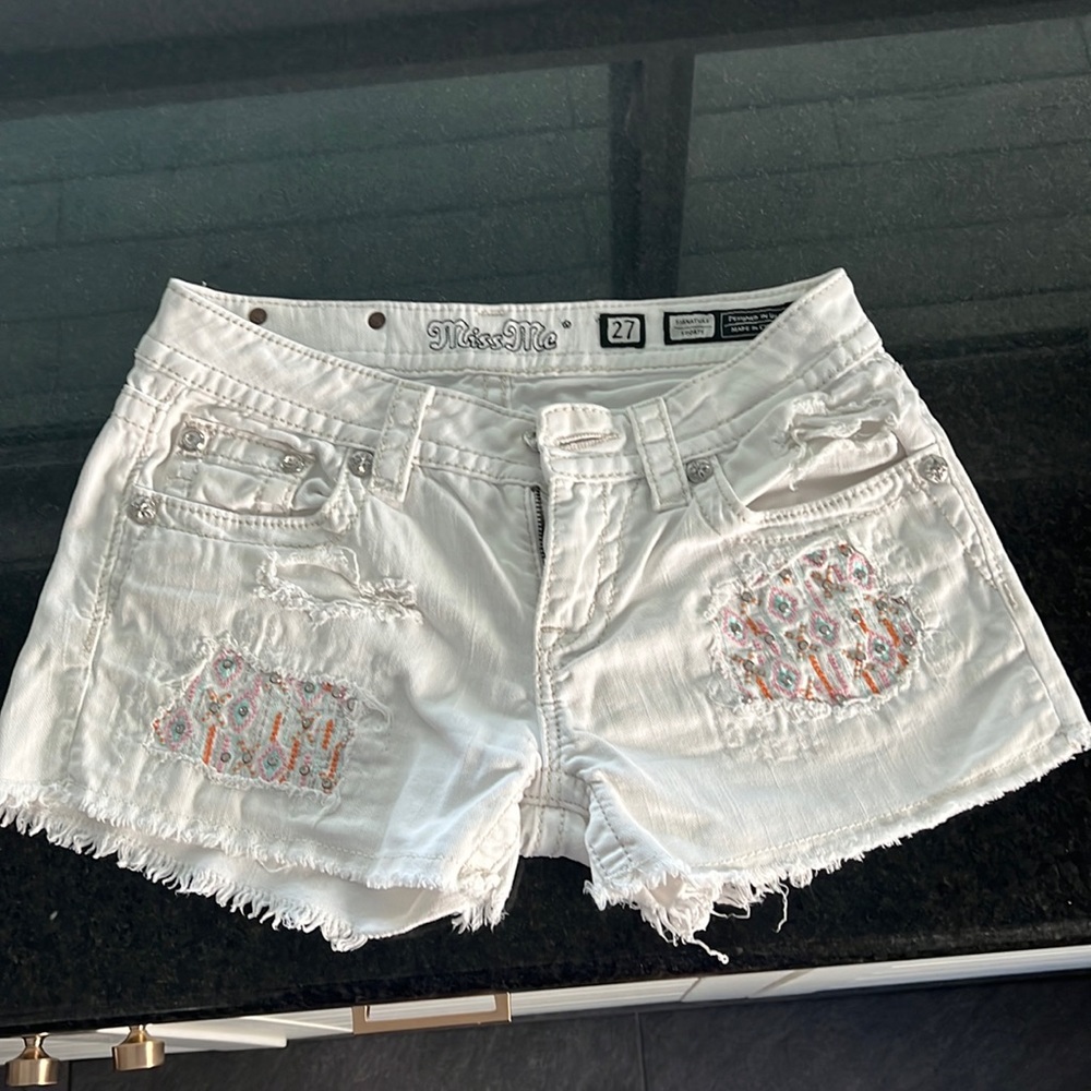 Miss me white jean shorts